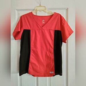 Mobb Red and Black Short Sleeve Scrub Women's Top